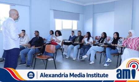 كيف تخطط لمشروعك؟.. ورشة تدريبية لتعزيز مهارات ريادة الأعمال لدى طلاب معهد الإسكندرية العالي للإعلام